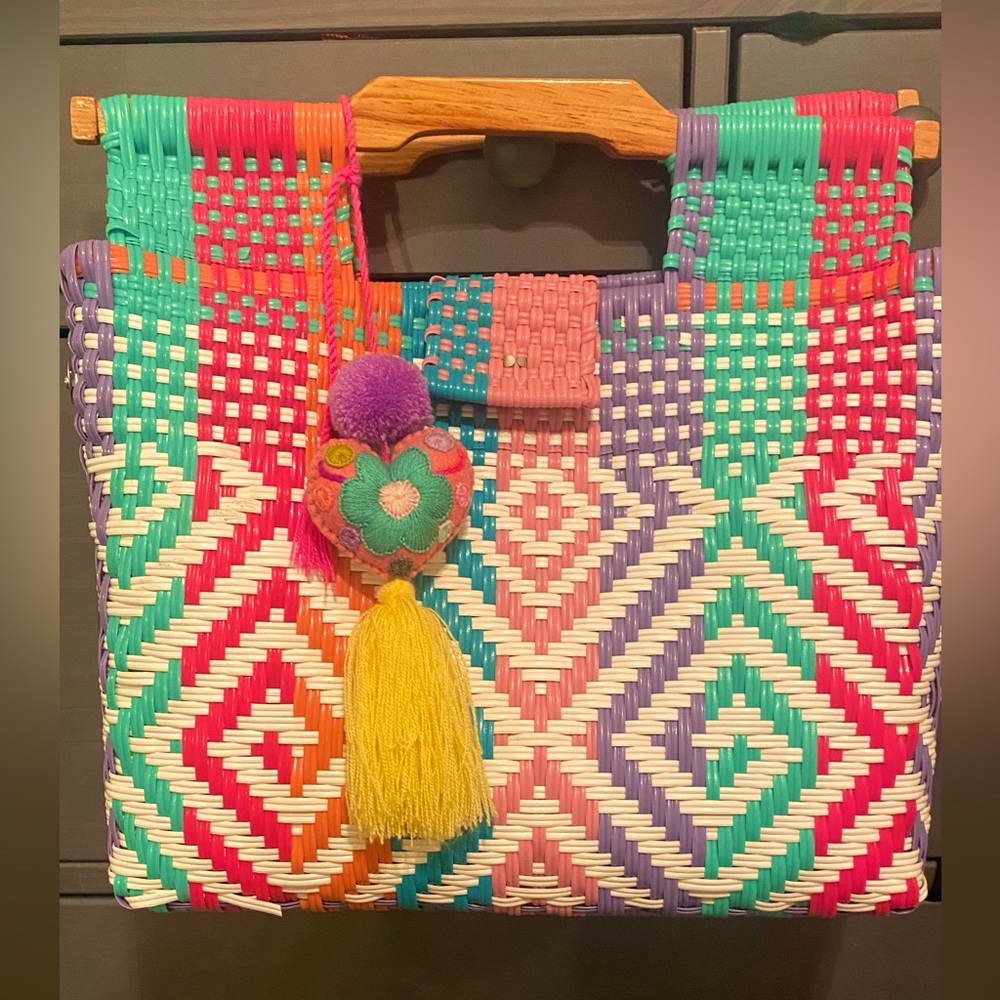 Handwoven Oaxacan Plastic Mexican Tote - Wood Handles